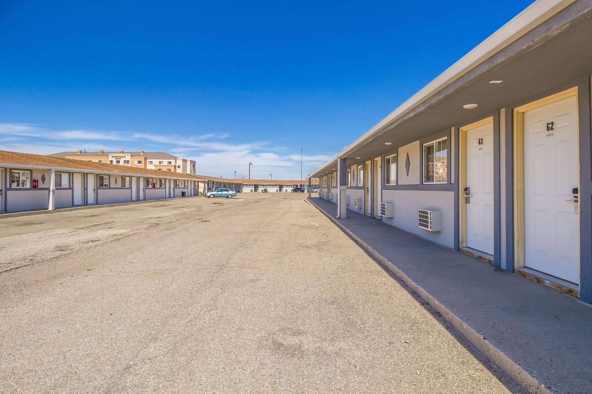 Rodeway Inn Casper Exterior photo