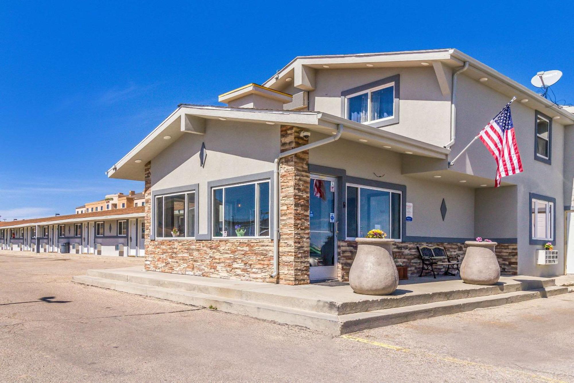 Rodeway Inn Casper Exterior photo